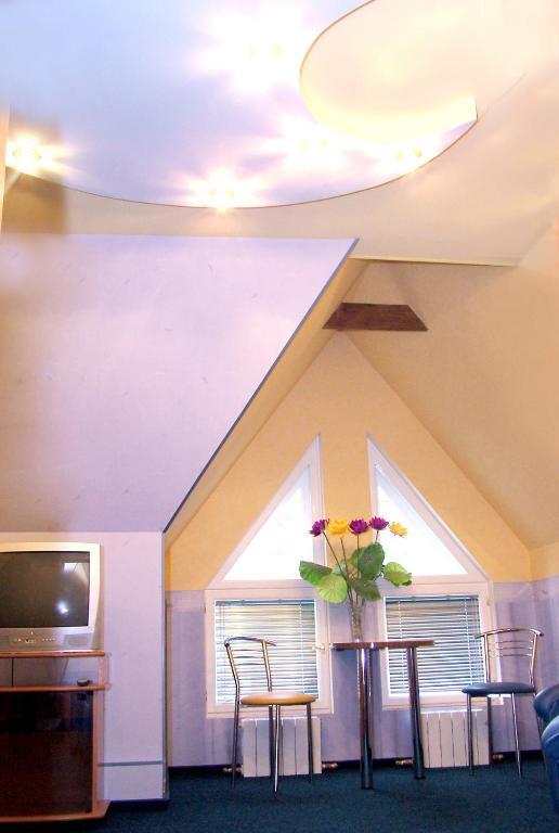 Hotel Hottey Kiew Zimmer foto